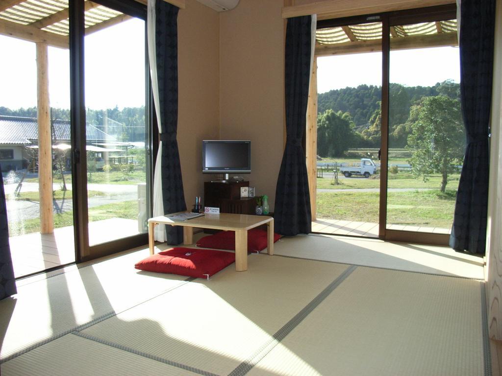 Minshuku Hoshi No Sumika Hotel Shibushi Exterior photo